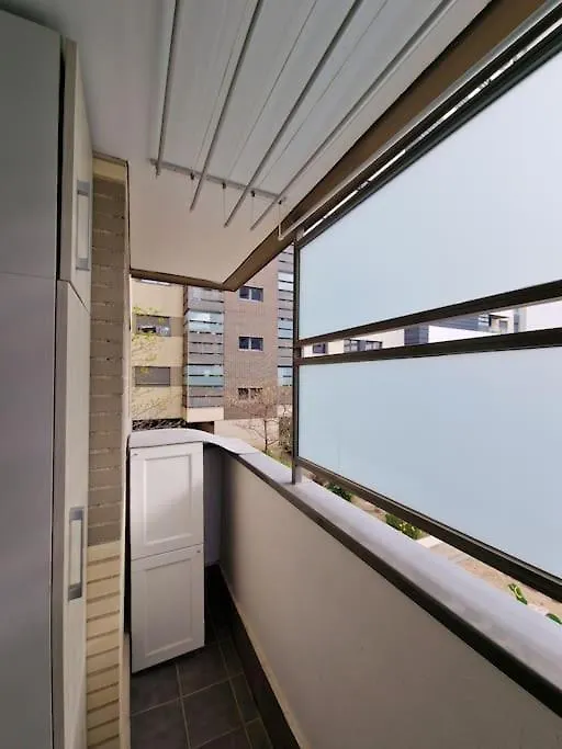 Valdebebas Con Garaje Gimnasio Y Piscina Apartment Madrid Spain