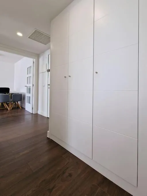 Valdebebas Con Garaje Gimnasio Y Piscina Apartment Madrid Spain