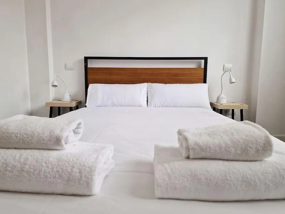 Apartamento Valdebebas Con Garaje Gimnasio Y Piscina Madrid