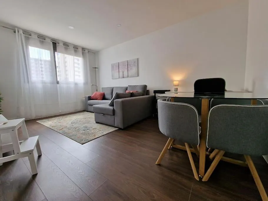 Apartamento Valdebebas Con Garaje Gimnasio Y Piscina Madrid