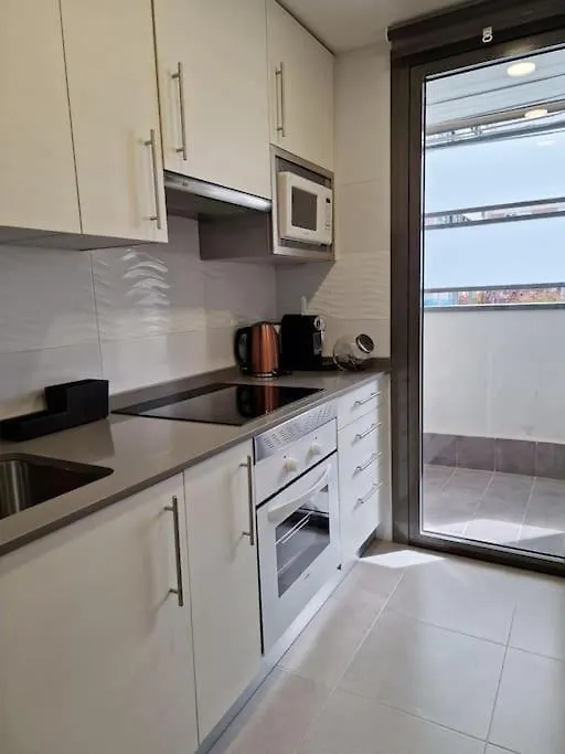 Valdebebas Con Garaje Gimnasio Y Piscina Apartment Madrid 0*,